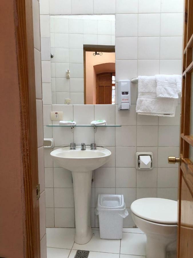 Hostal La Posada De La Abuela Ла-Пас Экстерьер фото